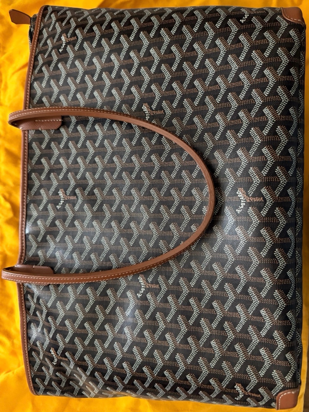 Goyard Brown/Black Sac Artois MM Signature Chevron Pattern Noir Et Natural - Picture 14 of 15